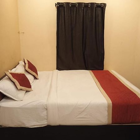 The Royal Inn Visakhapatnam Exterior photo